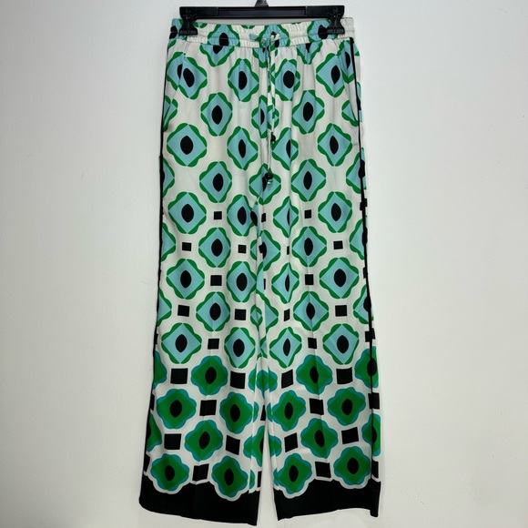 Zara IG Favorite Satin Style Pull on pants - Picture 3 of 7